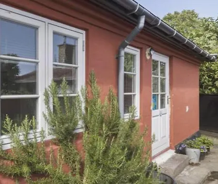Apartment Helt 120 Kvm Med 2 Sovevaerelser, 5 Senge Og Havkig Allinge-Sandvig