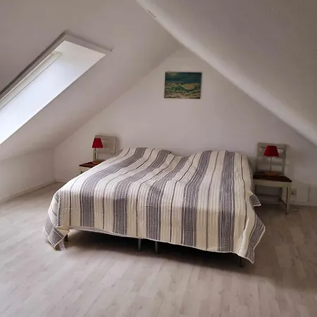 Helt 120 Kvm Med 2 Sovevaerelser, 5 Senge Og Havkig Apartment Allinge-Sandvig