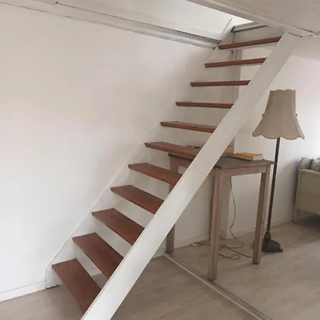 Apartment Helt 120 Kvm Med 2 Sovevaerelser, 5 Senge Og Havkig *